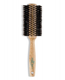 Brosse à cheveux de La Suite Claudio Coiffure, salon de beauté à St-Jérome